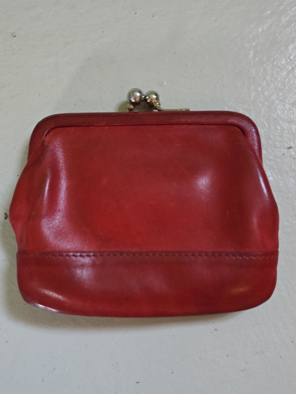 Vintage Coach Leather Red Kisslock Coin Purse Style 7155